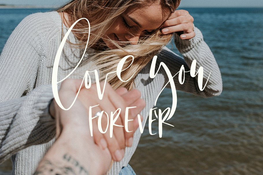 Brisbane A Scripty Duo Font