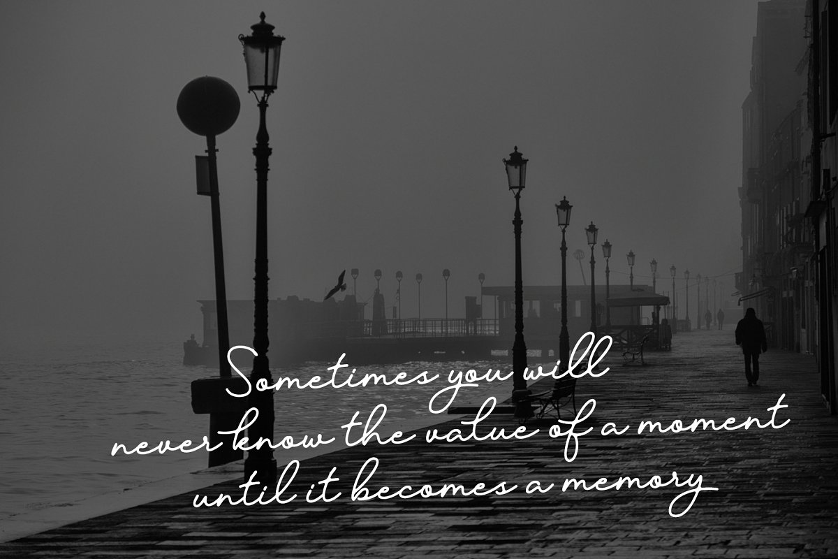 Candelia Stylish Signature Font