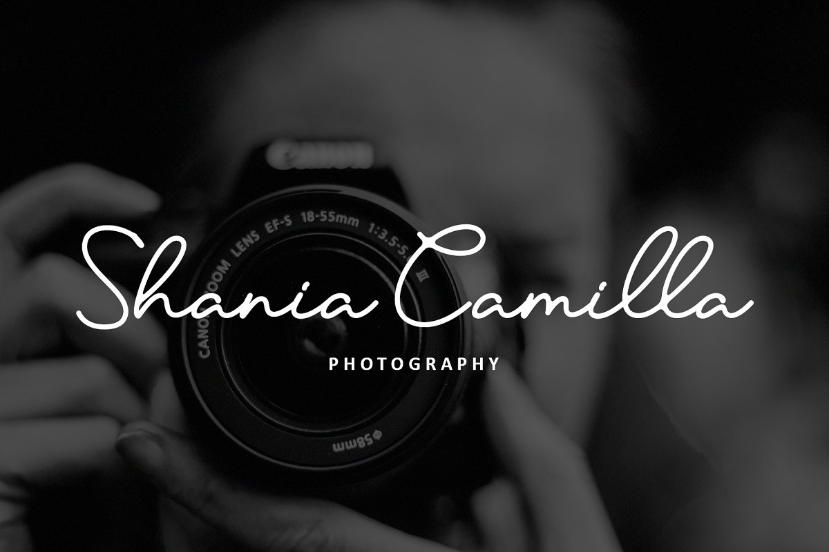 Candelia Stylish Signature Font