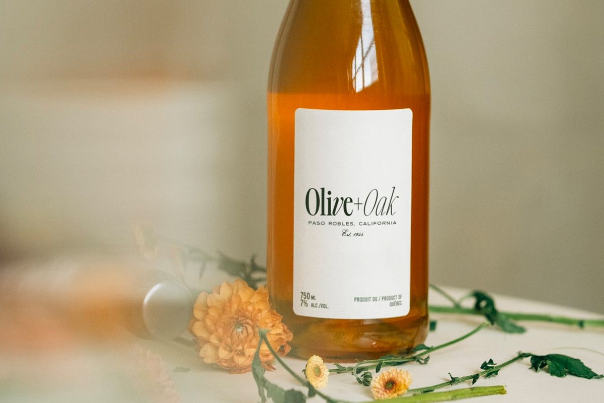 Carefree | A Crisp 16 Font Serif Free Download