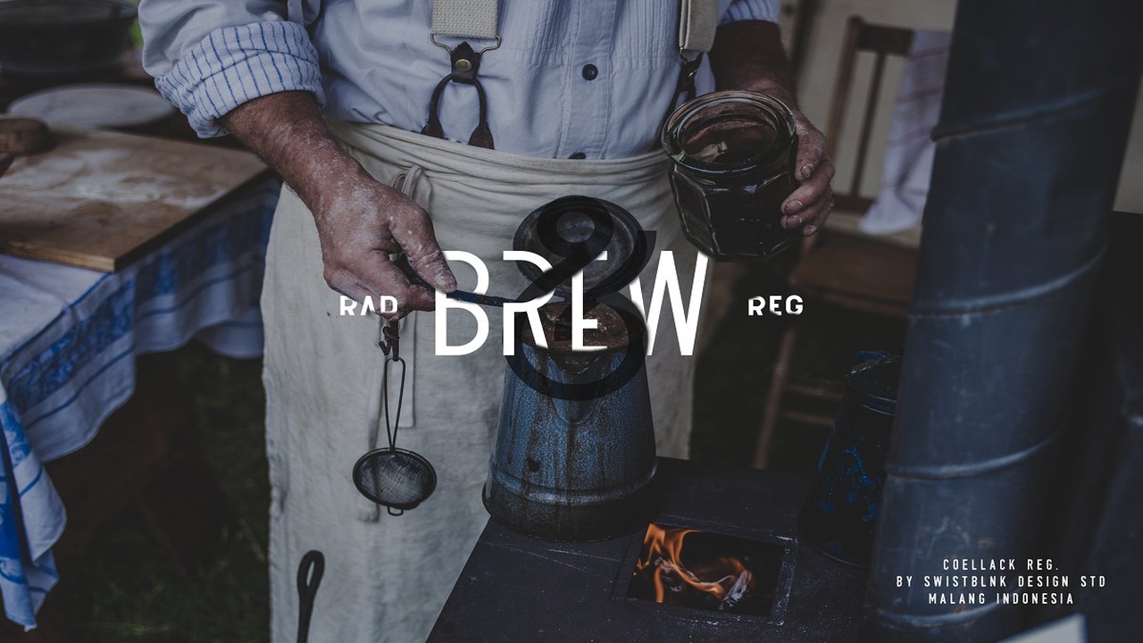 Coellack Typeface Font