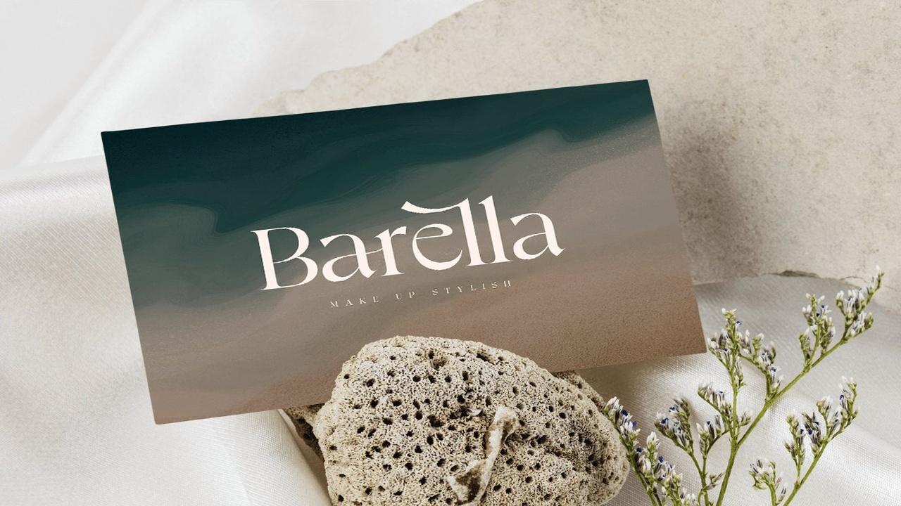 Ginkgo Modern Classy Serif Font