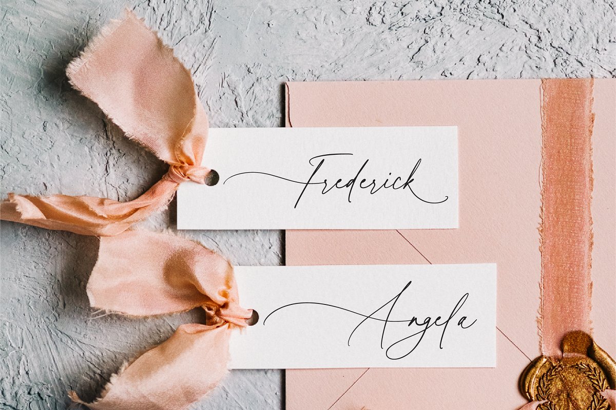 Honey Vineyard Modern Calligraphy Font