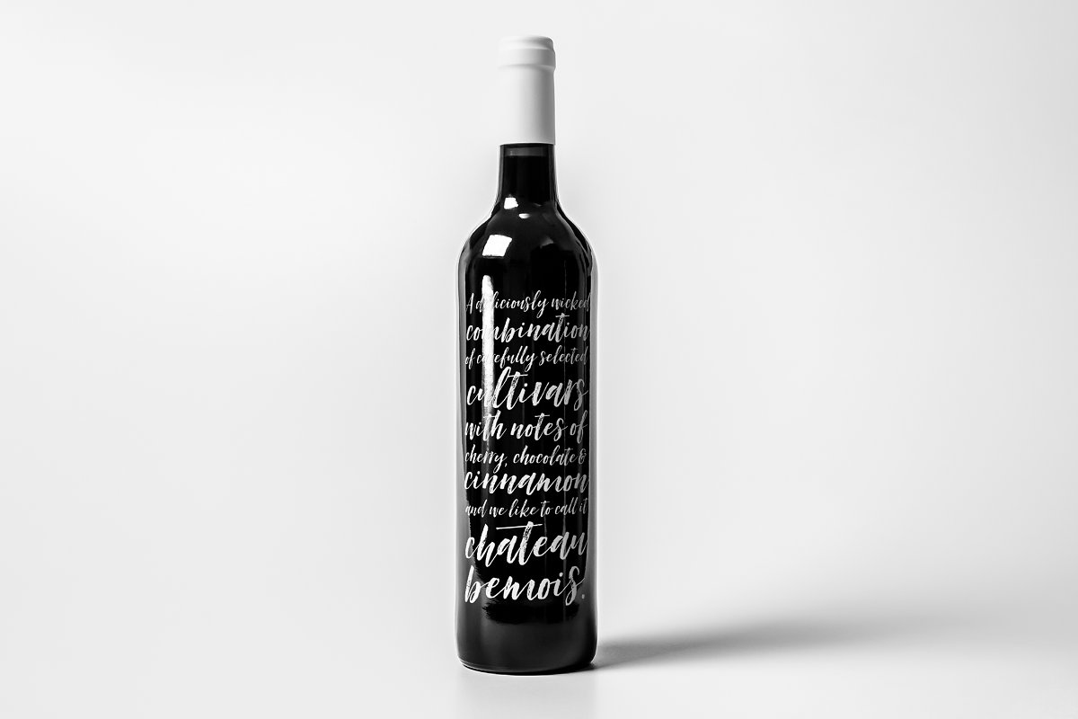 Island Style Brushed Duo Font