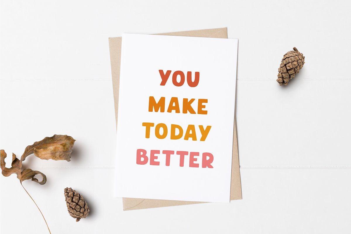 Little friends Hand drawn Font