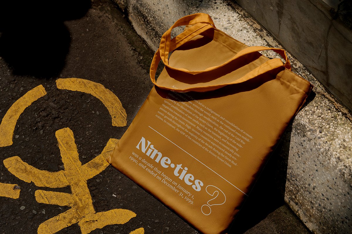 Minya Retro Outline Version Font