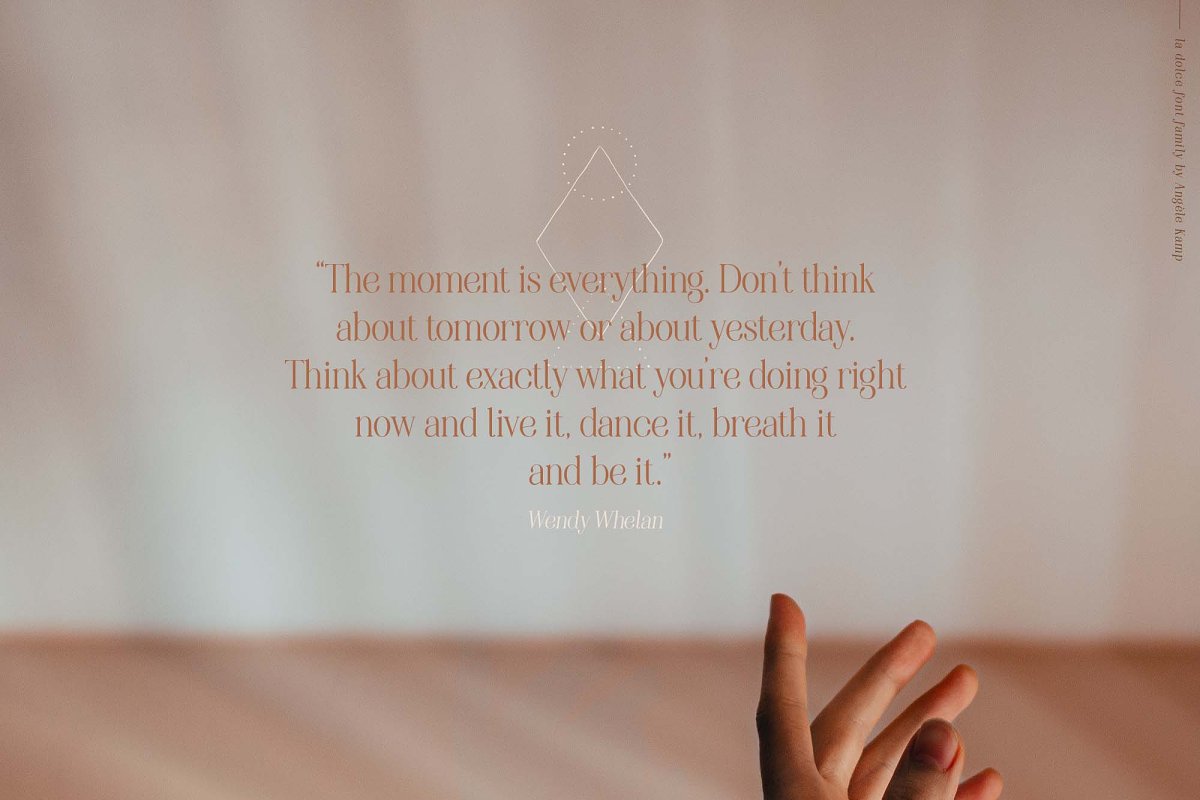 Modern serif font family La Dolce Free Download