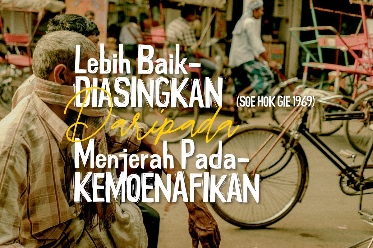 Tjoekil Kajoe Vernacular Type Font